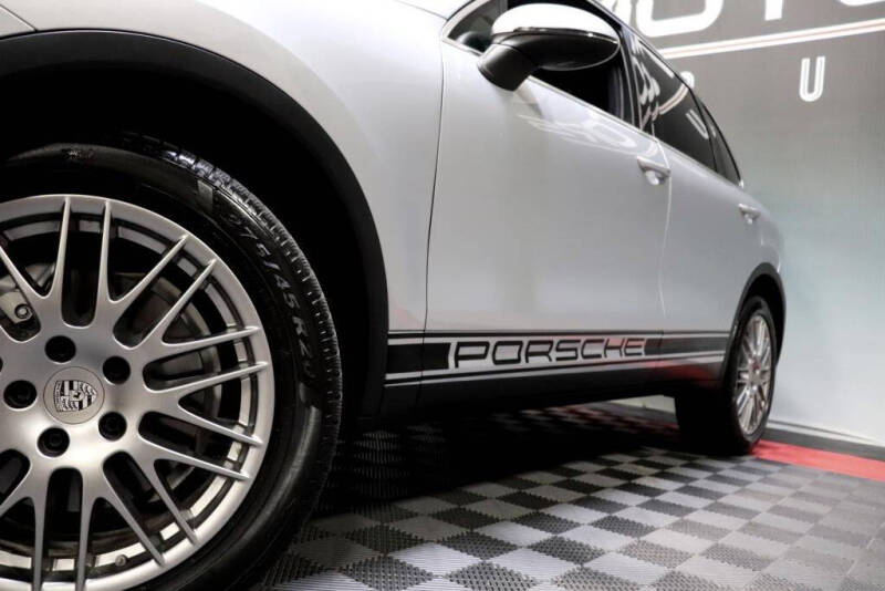 2018 Porsche Cayenne S