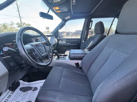 2017 Ford Expedition EL XLT
