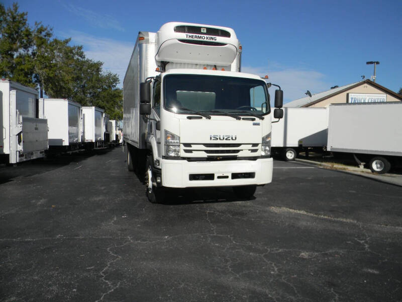 2021 Isuzu FTR null photo 3