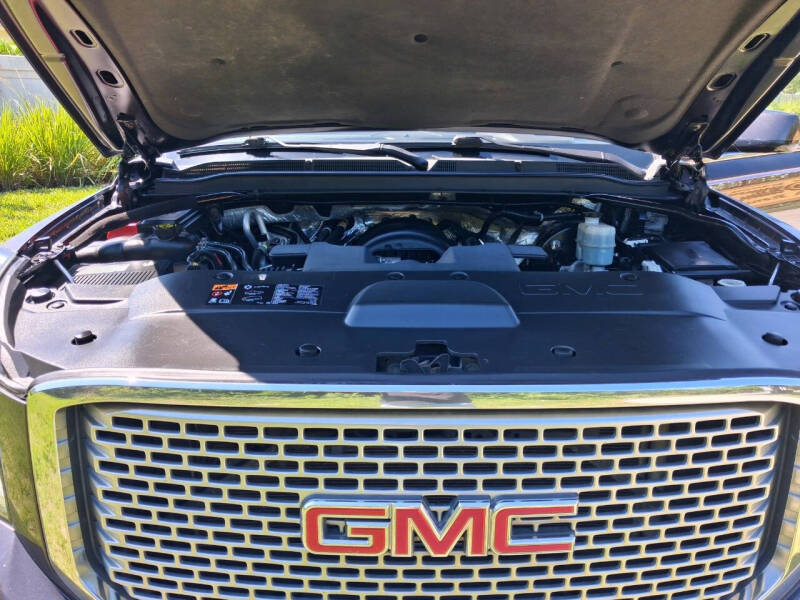 2016 GMC Yukon XL Denali