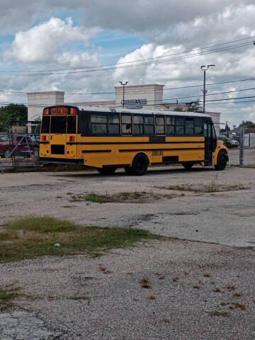 2009 Freightliner B2 Chassis