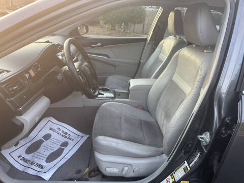 2012 Toyota Camry Hybrid LE