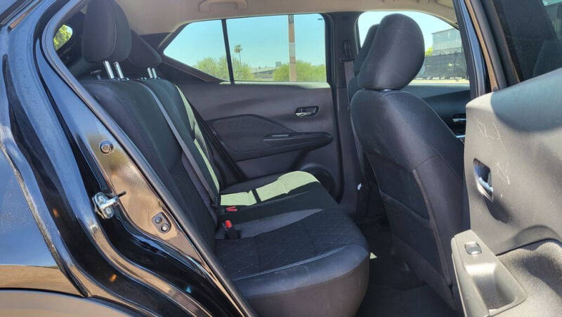 2019 Nissan Kicks SV