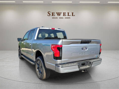 2025 Ford F-150 Lightning Flash