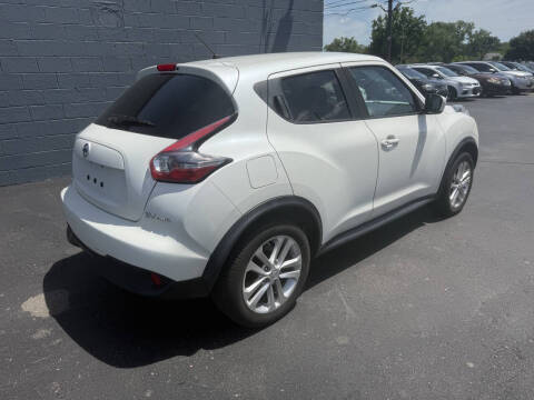 2017 Nissan JUKE SV