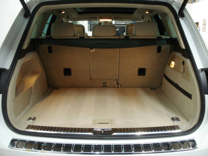 2013 Volkswagen Touareg TDI Sport