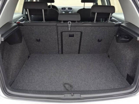 2010 Volkswagen Golf 2.5L PZEV