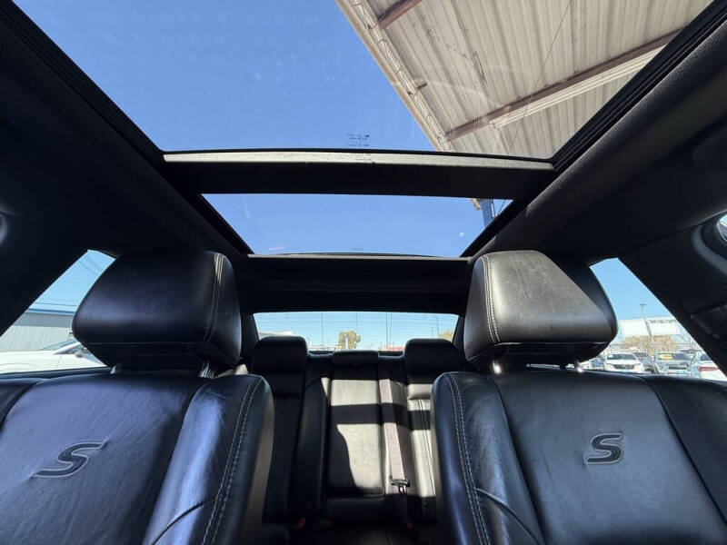 2023 Chrysler 300 S V6