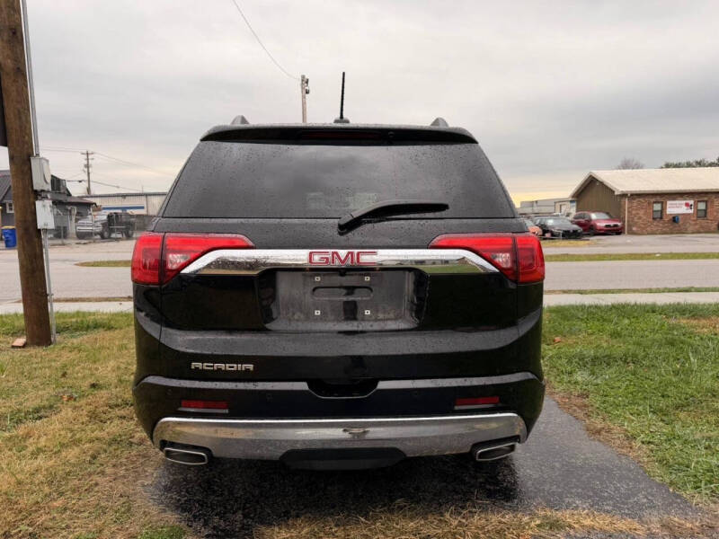 2017 GMC Acadia Denali