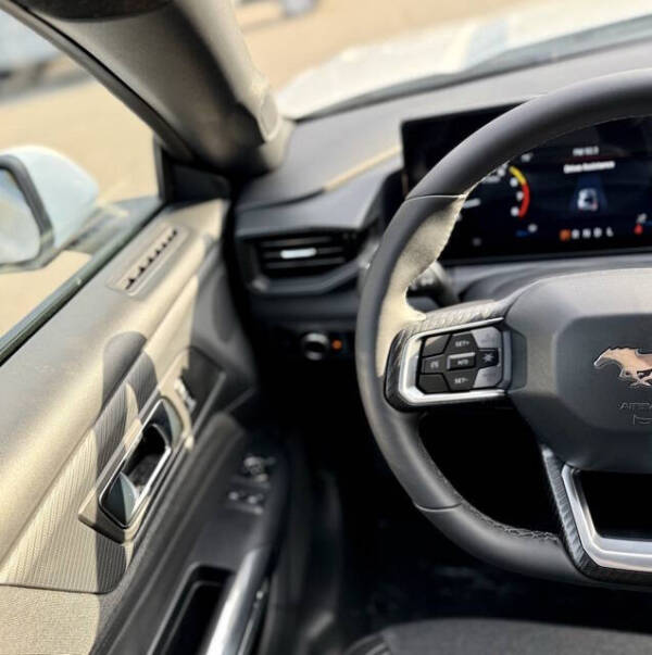 2025 Ford Mustang EcoBoost