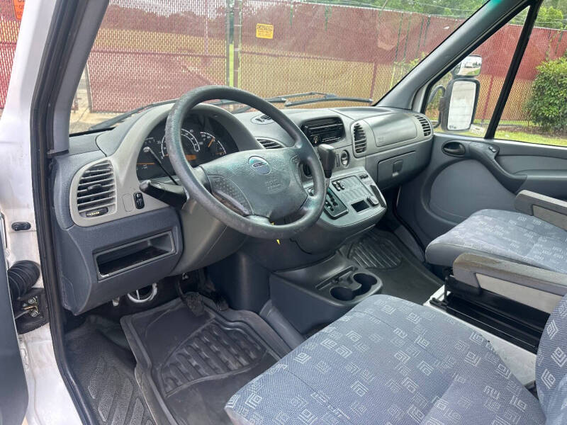 2006 Freightliner Sprinter 2500