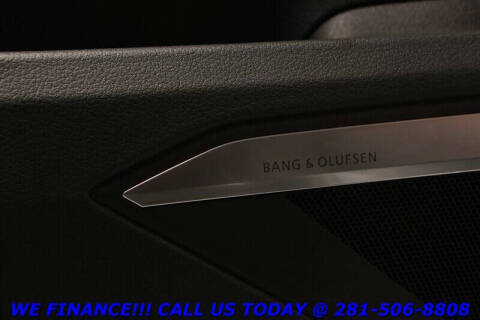 2019 Audi e-tron quattro Premium Plus