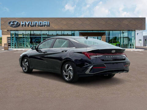 2025 Hyundai Elantra Hybrid Limited