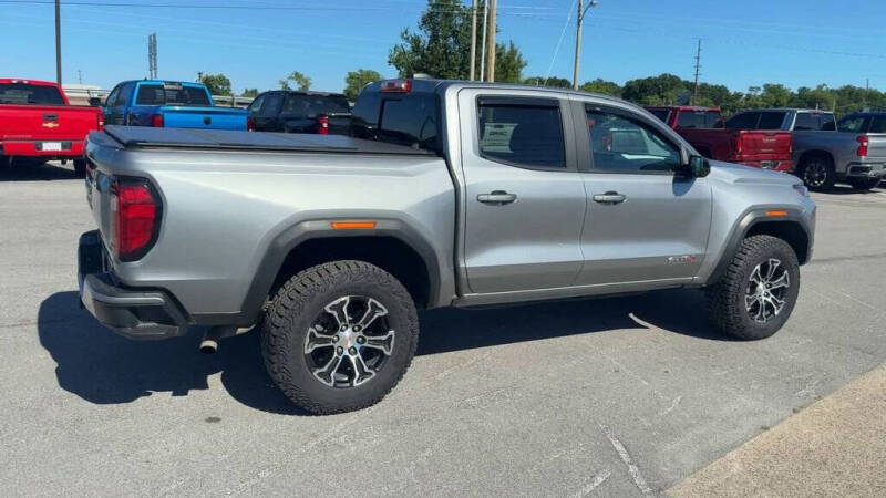 2024 GMC Canyon AT4