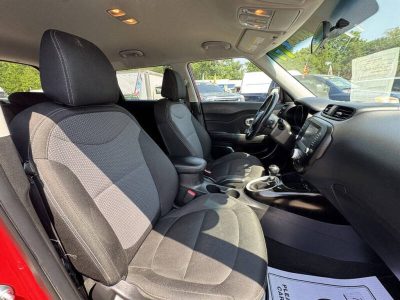2017 Kia Soul +