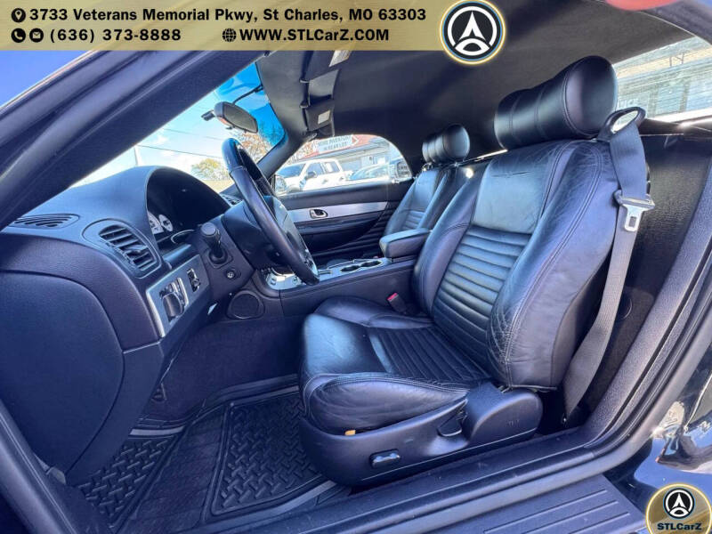 2003 Ford Thunderbird