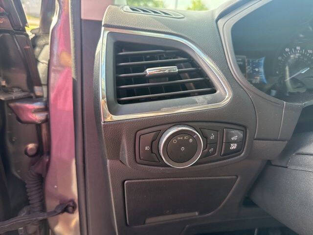 2024 Ford Edge Titanium