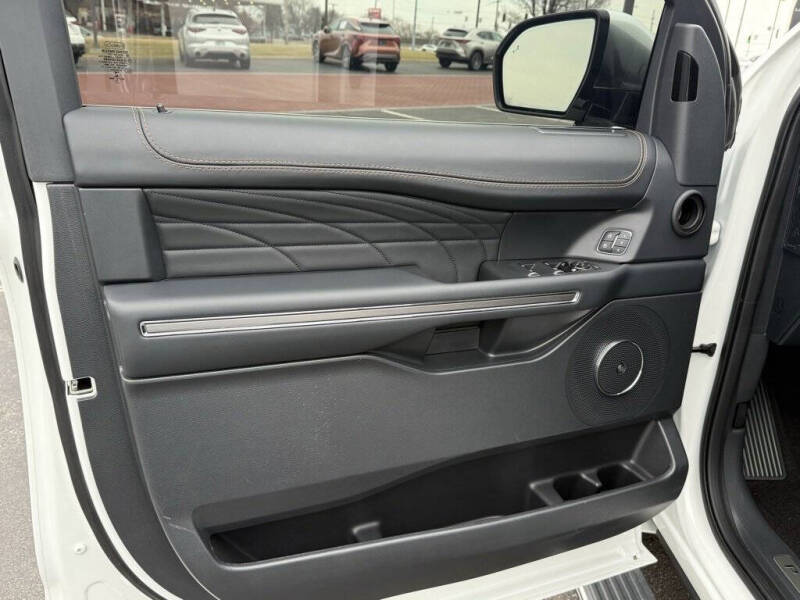 2023 Ford Expedition Platinum