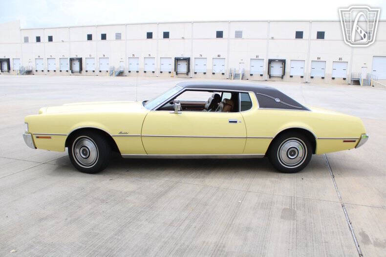 1972 Ford Thunderbird