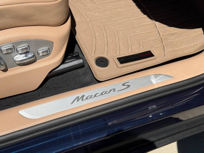 2021 Porsche Macan S