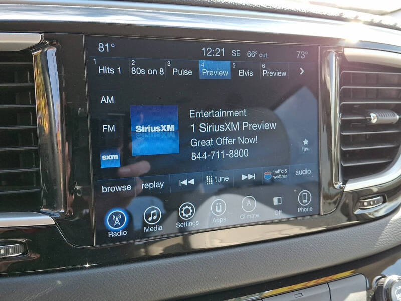 2017 Chrysler Pacifica Hybrid Touring Plus