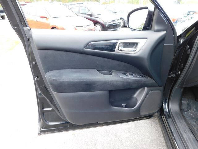 2013 Nissan Pathfinder Platinum