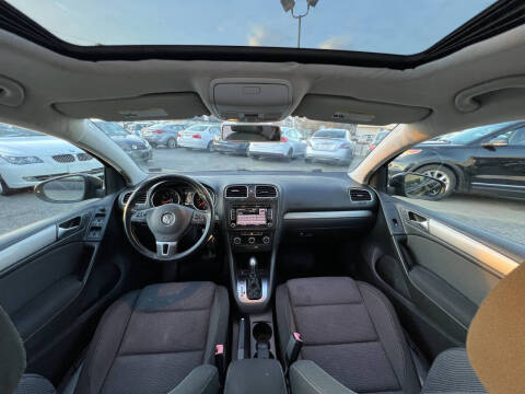 2013 Volkswagen Golf 2.5L PZEV