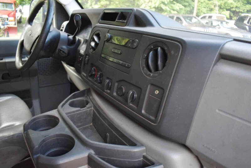 2016 Ford E-Series