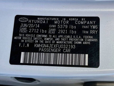 2015 Hyundai Genesis