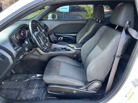 2018 Dodge Challenger SXT