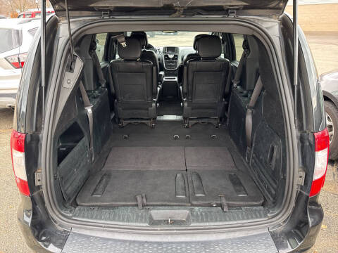 2015 Chrysler Town and Country S