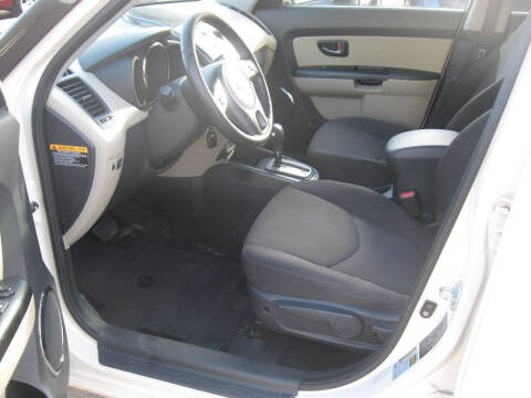2010 Kia Soul +