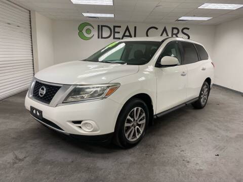 2014 Nissan Pathfinder for sale at Ideal Cars in Mesa AZ