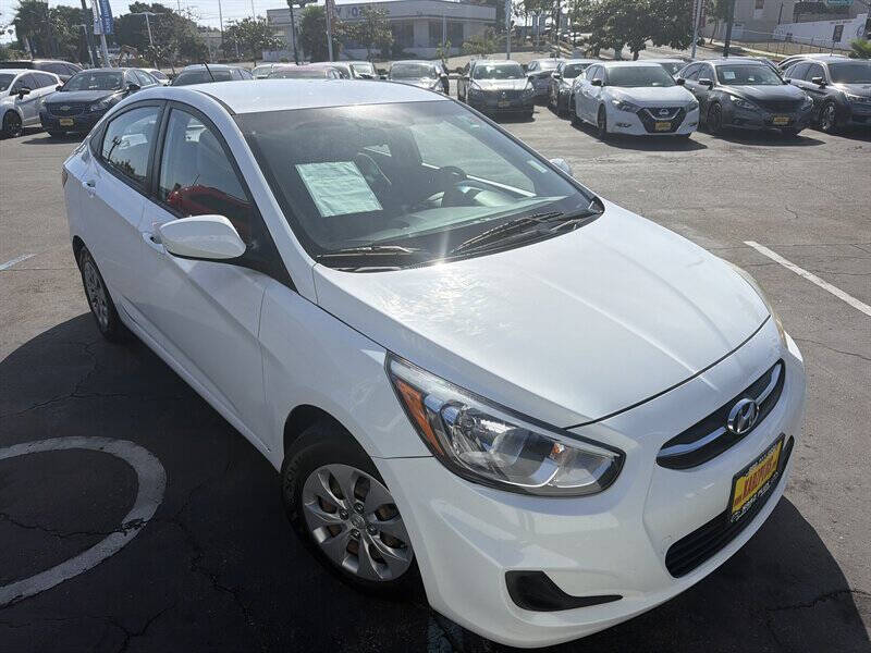 2016 Hyundai Accent SE