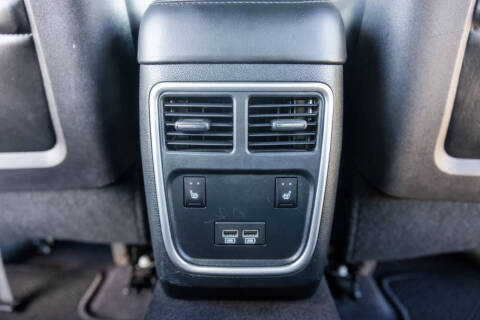 2017 Chrysler 300 C Platinum