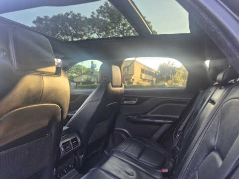 2017 Jaguar F-PACE S