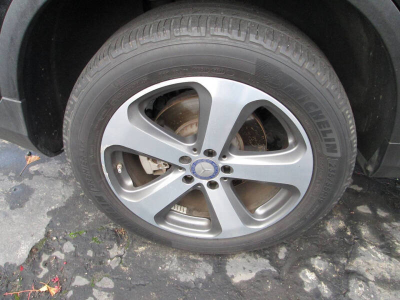 2017 Mercedes-Benz GLC GLC 300 4MATIC