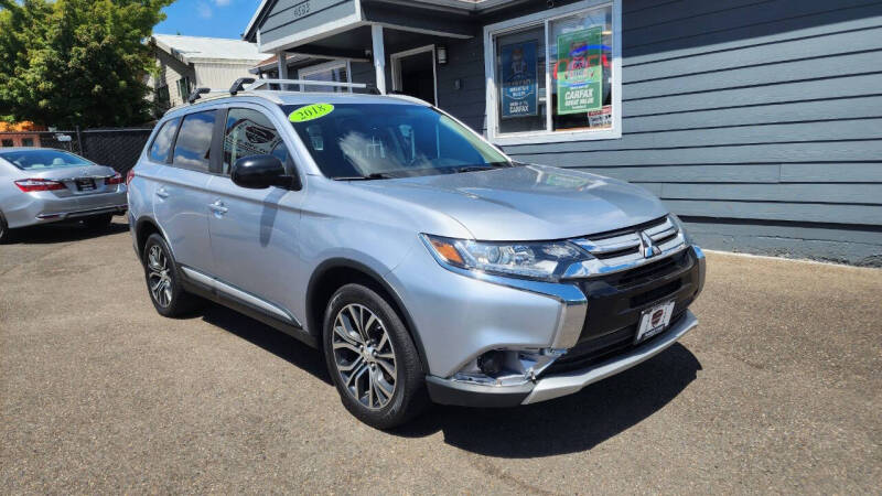 2017 Mitsubishi Outlander ES