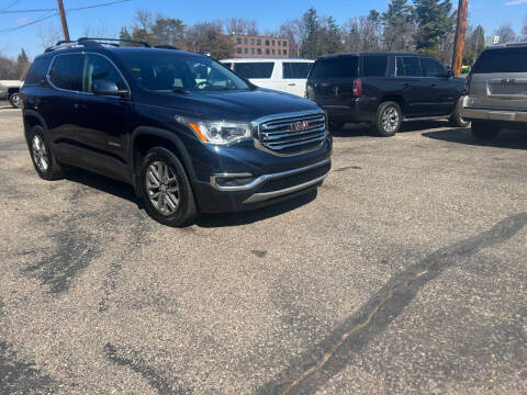 2017 GMC Acadia SLE-2