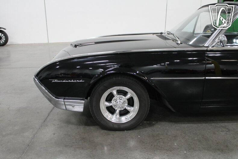 1962 Ford Thunderbird