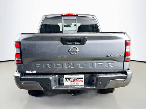 2022 Nissan Frontier SV