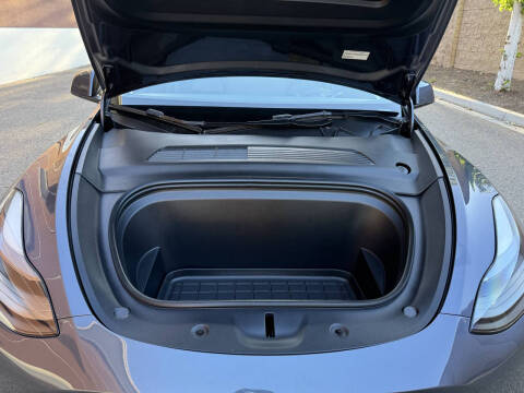 2023 Tesla Model Y Performance