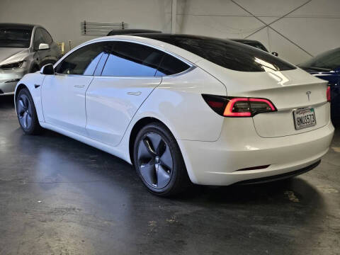2020 Tesla Model 3 Standard Range Plus
