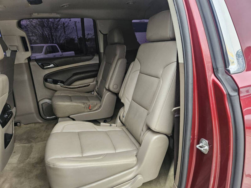2018 Chevrolet Suburban LT