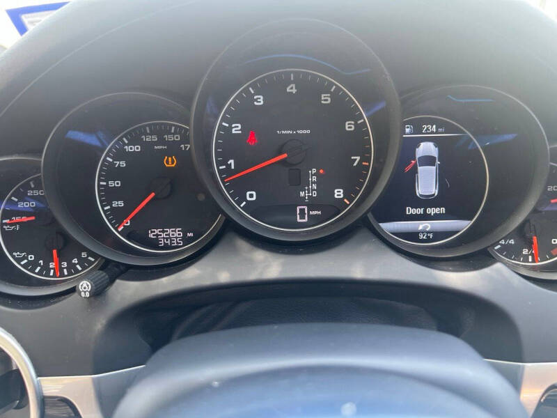 2016 Porsche Cayenne