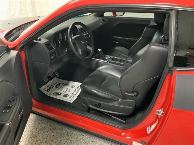 2009 Dodge Challenger SRT8