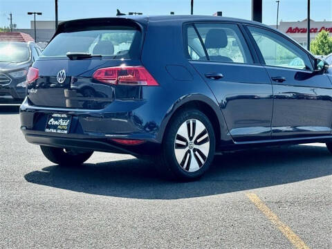 2016 Volkswagen e-Golf SE