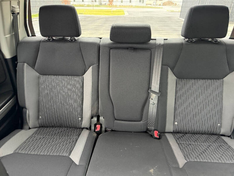 2015 Toyota Tundra SR5