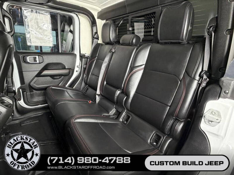 2024 Jeep Gladiator