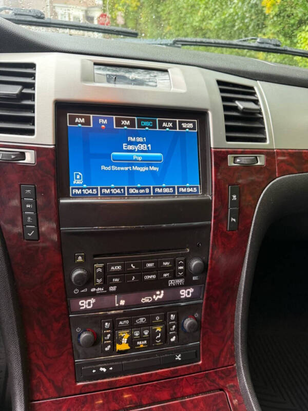 2011 Cadillac Escalade ESV Premium